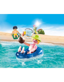 VACANCIER AVEC COUPS DE SOLEIL ET BOUEE