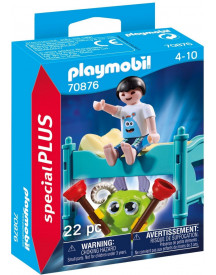 ENFANT AVEC PETIT MONSTRE