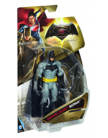BATMAN VS SUPERMAN FIG. 15CM ASS.