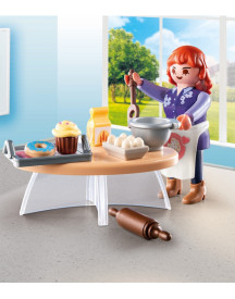 LE PATISSIER