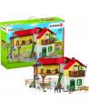 FERME AVEC ETABLE ET ANIMAUX