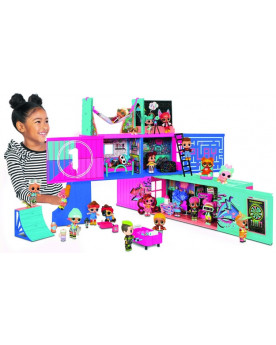 LOL CLUB HOUSE PLAYSET