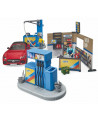 STATION ESSENCE + VOITURE + PERS.