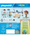 BOITE A LIVRES AVEC MAMAN ET ENFANT