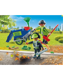 AGENT D'ENTRETIEN VOIRIE AVEC EQUIPEMENT