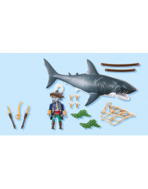 PIRATE ET REQUIN GEANT