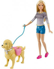 BARBIE ET SON CHIEN EN BALADE