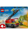 CAMION DE POMPIERS AVEC ECHELLE