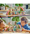 LE CENTRE COMMERCIAL DE HEARTLAKE CITY