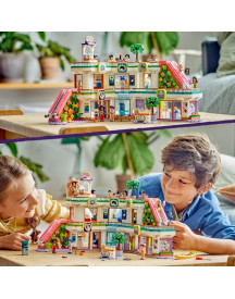 LE CENTRE COMMERCIAL DE HEARTLAKE CITY
