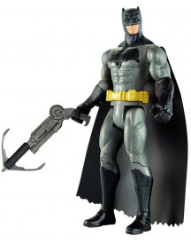 BATMAN VS SUPERMAN FIG. 15CM ASS.