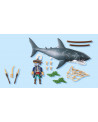 PIRATE ET REQUIN GEANT