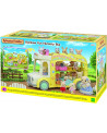 BUS ET SA COUR DE RECREATION