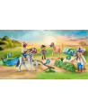 CAVALIERS AVEC PONEYS ET SAUT D'OBSTACLE