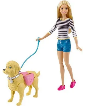 BARBIE ET SON CHIEN EN BALADE  Son chien marche tout seul et fait s...