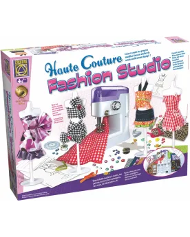 MACHINE A COUDRE + 4 MANNEQUINS + TENUE  Une machine à coudre avec ...