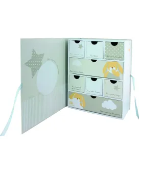 BOITE A SOUVENIRS BEBE TIROIRS  Pour garder les premiers souvenirs ...