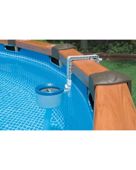 SKIMMER DE SURFACE  Pour garder la surface de l'eau propre et évite...