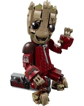 GROOT EN TENUE DE RAVAGEUR
