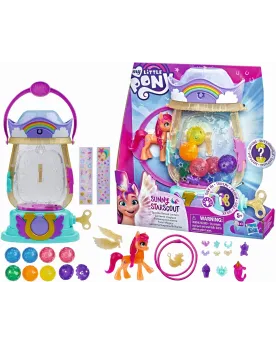 PETIT PONEY LA LANTERNE DE SUNNY  Place un cristal qui renferme une...