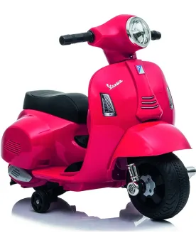 VESPA 6V ROUGE  Batterie 6v et chargeur inclus. Accélérateur et fre...