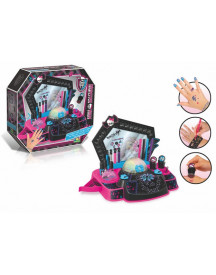 MONSTER HIGH BAR A ONGLES ET TATOOS