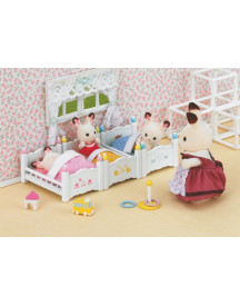 LIT SUPERPOSES A 3 COUCHETTES BEBES